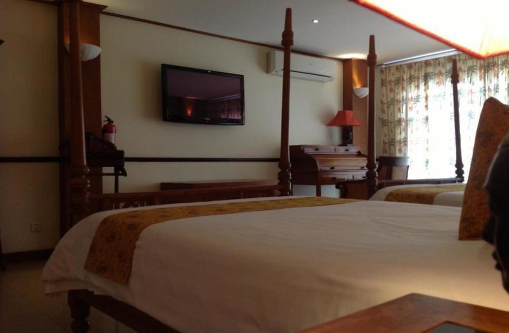 Bougainvillier Hotel プノンペン エクステリア 写真